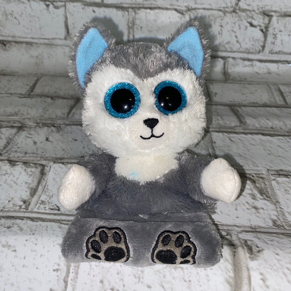 Stuffed animal phone holder